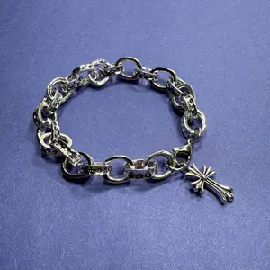 Heavyweight Cross Bracelet Vintage 20cm Unisex Stainless Steel Chain Jewelry with Unique Floral Design for Men and Women