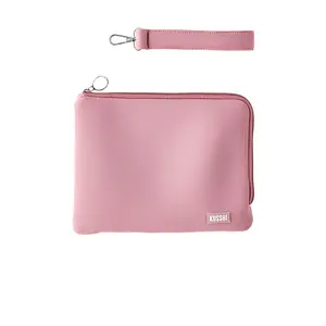 Kusshi Wristlet Pouch in Mauve & Stone