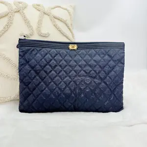 Pre-owned CHANEL Navy blue clutch