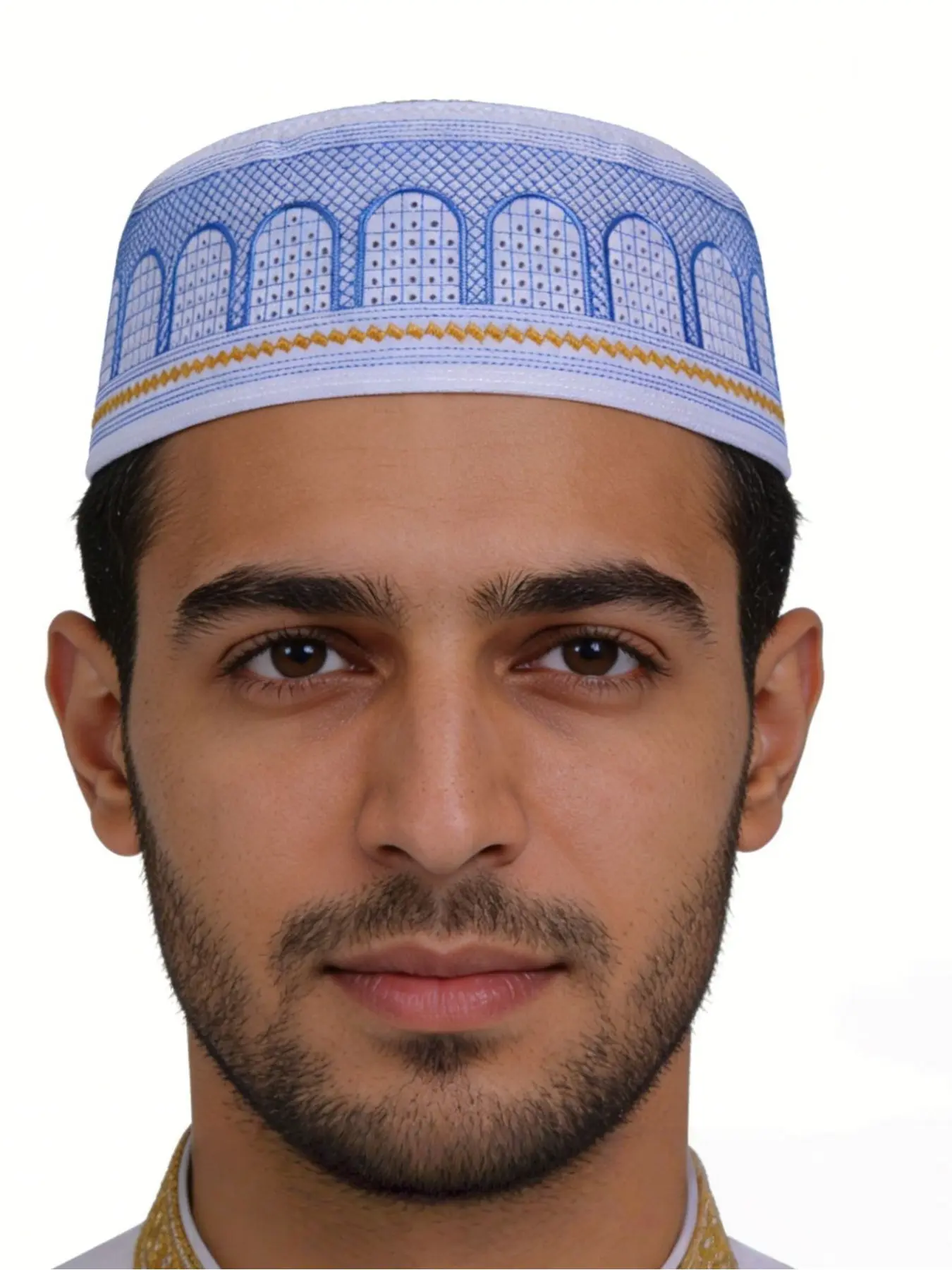 An embroidered Hui Muslim Islamic hat Computer embroidered hat White hat Men's ethnic hat