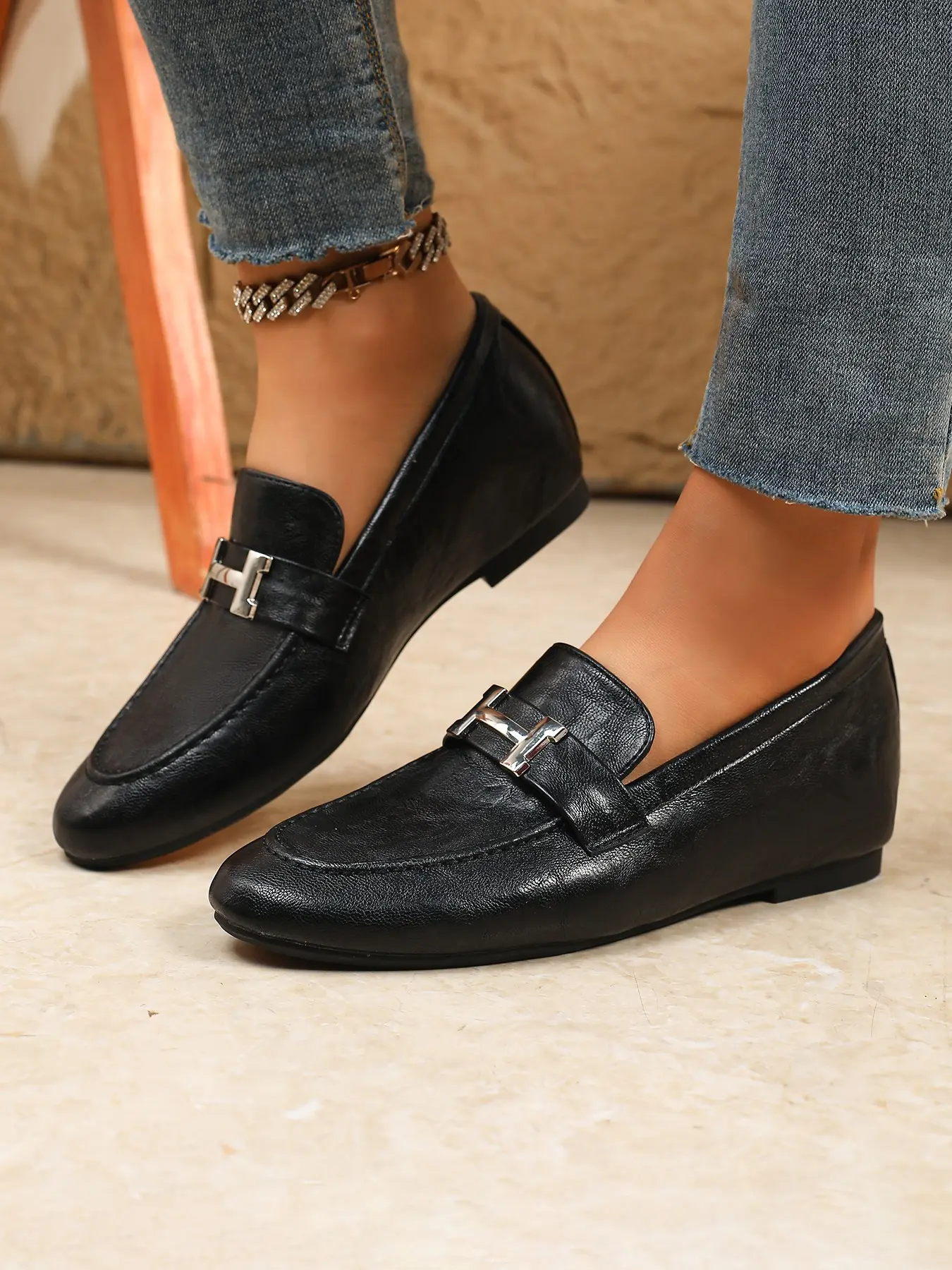 Women's Comfortable Lightweight PU Leather Affordable Loafers, Invisible Height Increase 5cm, Slip-On Driving Shoes, Business Casual Dress Flats, Business Style Flats, Round Toe Flats, Slip Ins Shoes, Footwear