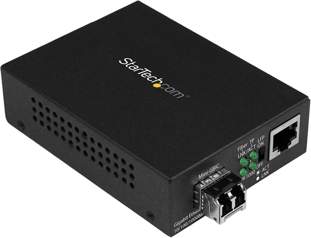 StarTech ST-MCM1110MMLC Gigabit Ethernet Fiber Media Converter - Compact - 850 Nm Multimode LC - 550 m