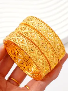 Women's Fashion Hollow Out Bracelet, Copper Cuff, Handmade Ethnic Style, Wedding Gift, Casual Jewelry for All Seasons