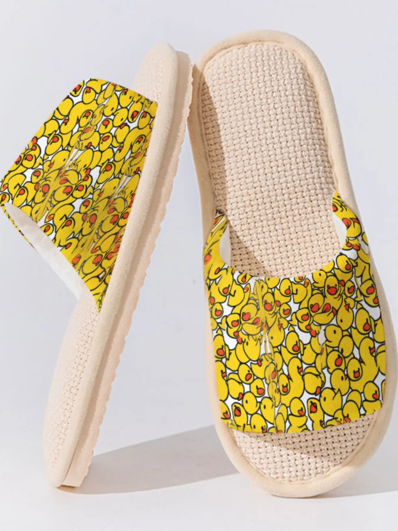 Playful Ducks Print Fun 1 Pair Breathable Linen Slippers, Non-slip Lightweight All Season Home Shoes for Women Men Family Daily Guest Wear