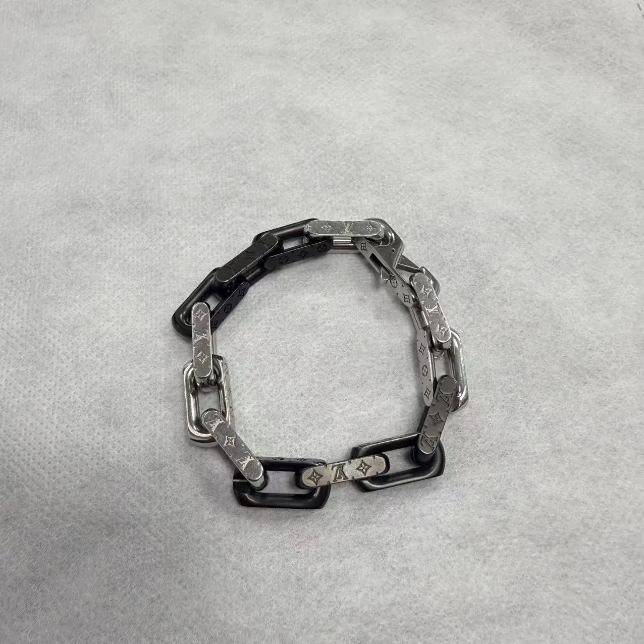 Pre-owned Louis Vuitton Monogram Chain Bracelet