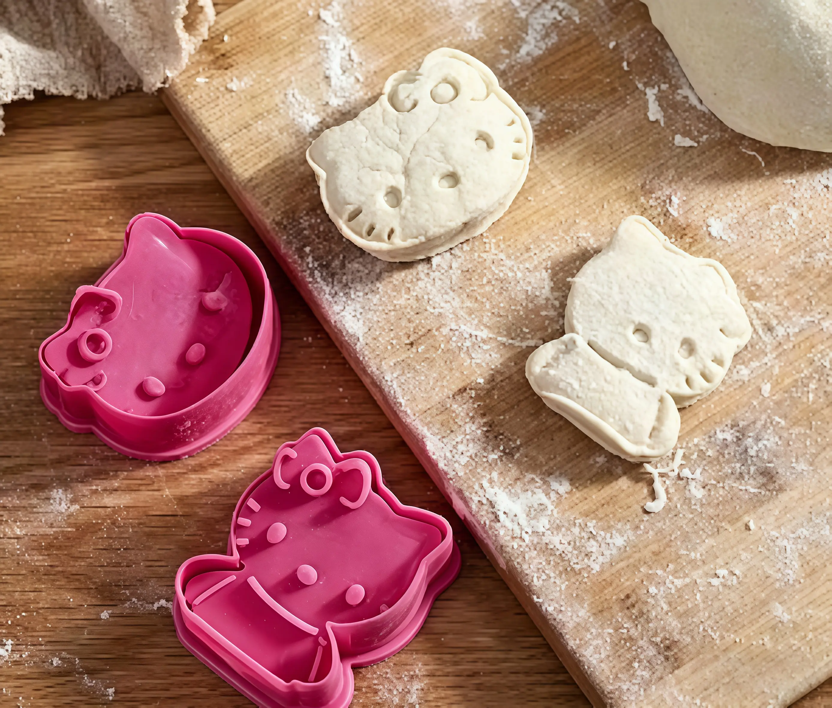 Sanrio Hello Kitty 2-Piece Fruit Cookie Cutter Set - Hanging Home Decor, Baking & Kitchen Supplies