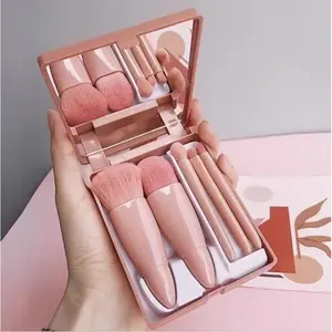 Travel Size Mini Makeup Brush Kit 5Pcs, Portable Cute Beauty Brushes Set with Makeup Mirror for Daily Outdoor Use