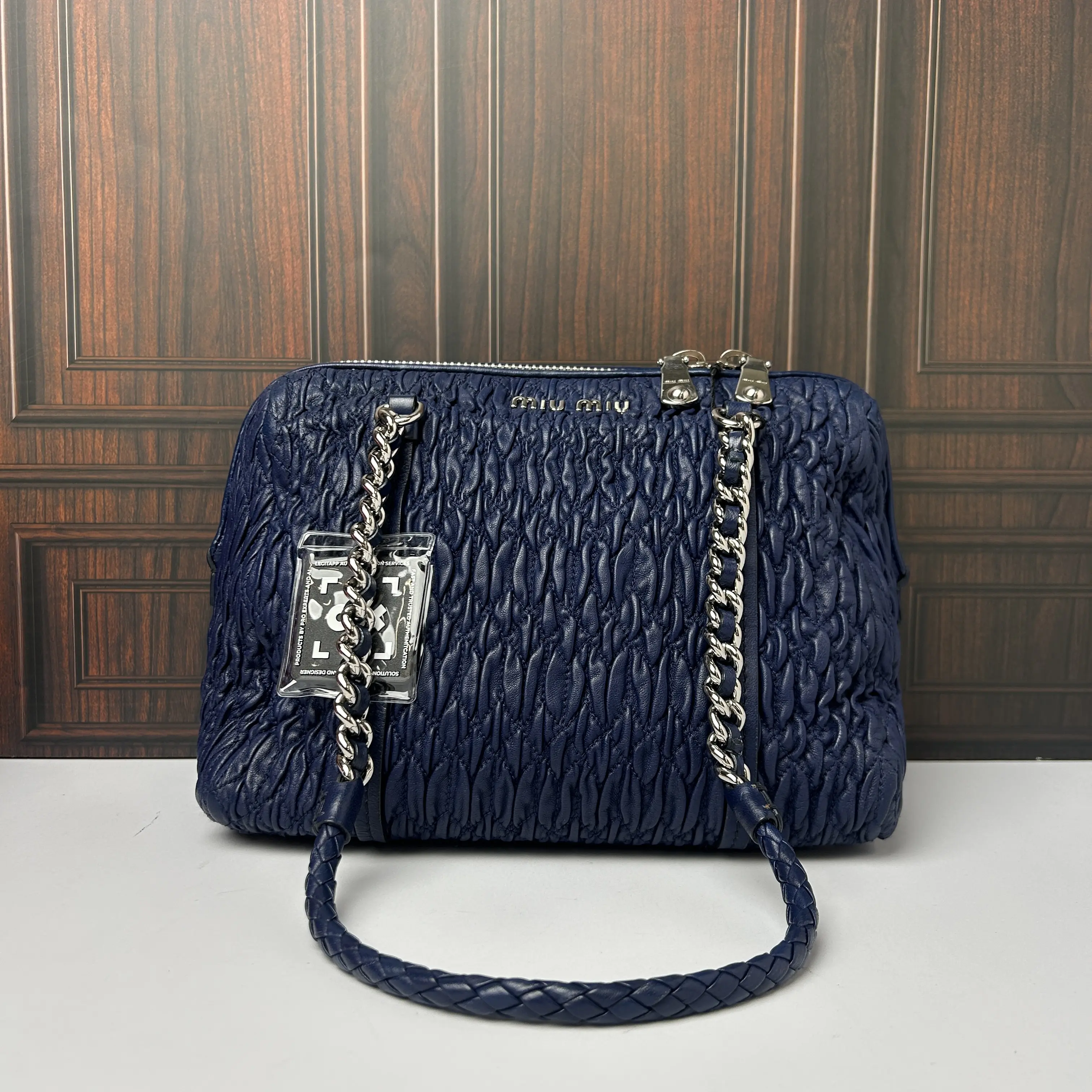 Pre-owned miu miu tote bag 888