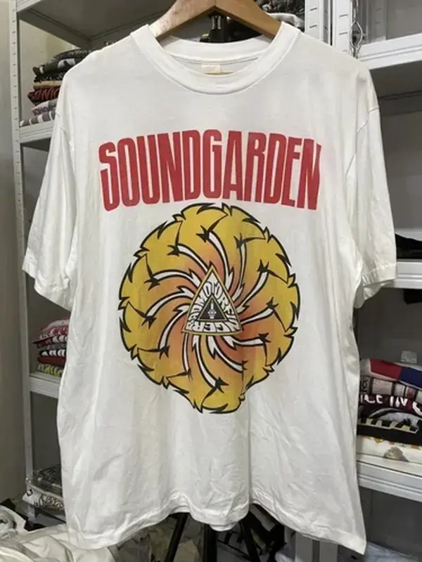 vintage soundgarden shirt - TikTok Shop