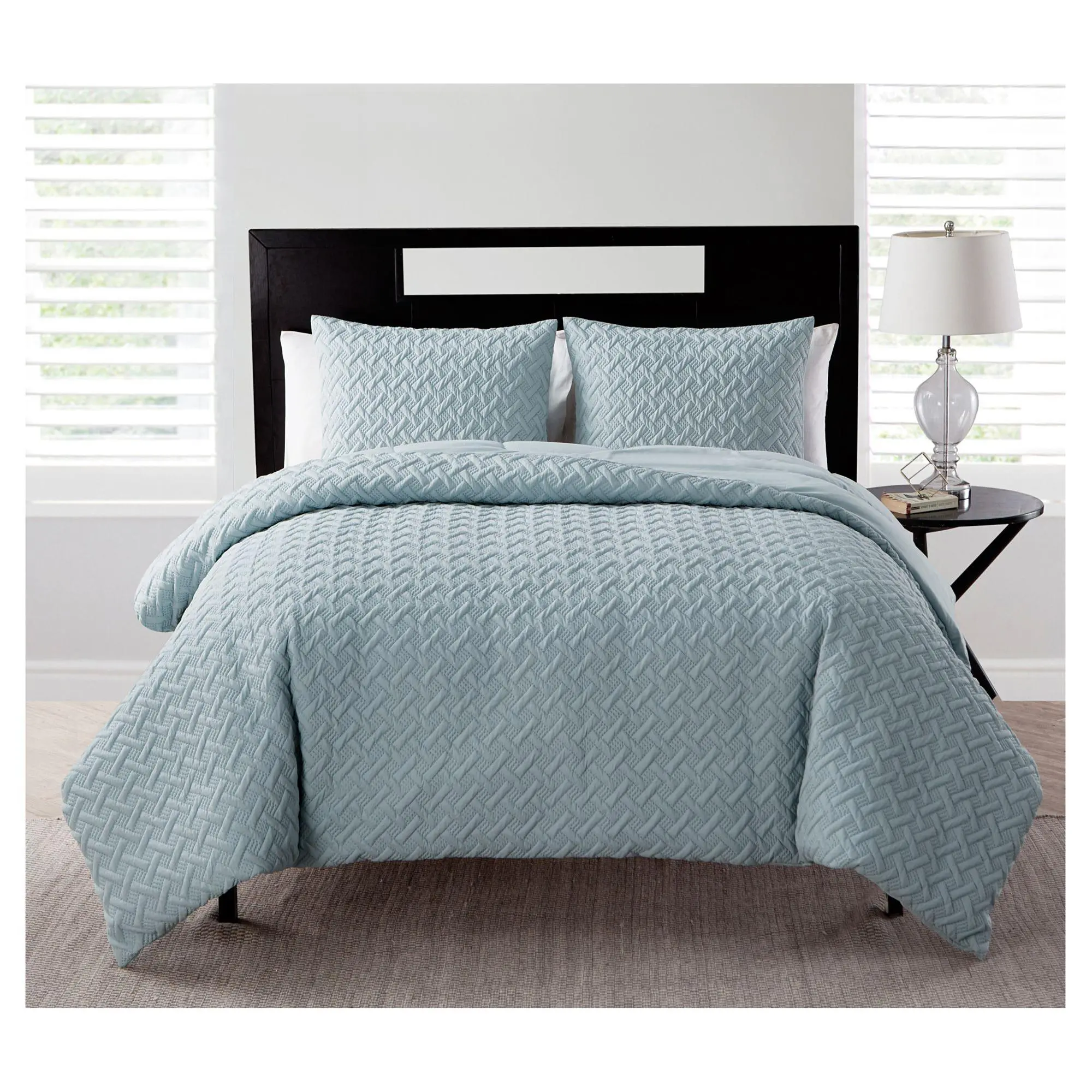 VCNY Nina Embossed Comforter Set, Twin/ Twin XL