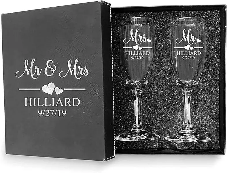 Mr and Mrs Wedding Toasting Champagne Flutes with Box, Set of 2 Glasses With Black Box, Laser engraved Tosting Flutes Engraved Personalized Glasses for Bride and Groom