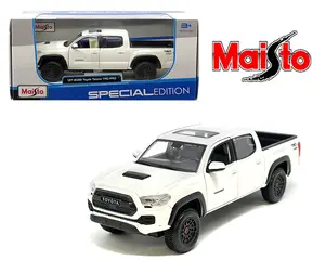 Maisto 1:27 2023 Toyota Tacoma TRD Pro White