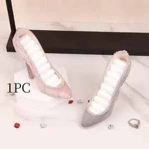 Innovative high heels jewelry storage for organizing rings, bracelets, necklaces, and brooches, a stylish and practical storage solution, the perfect gift for jewelry enthusiasts, Jewelry Holder Organizer