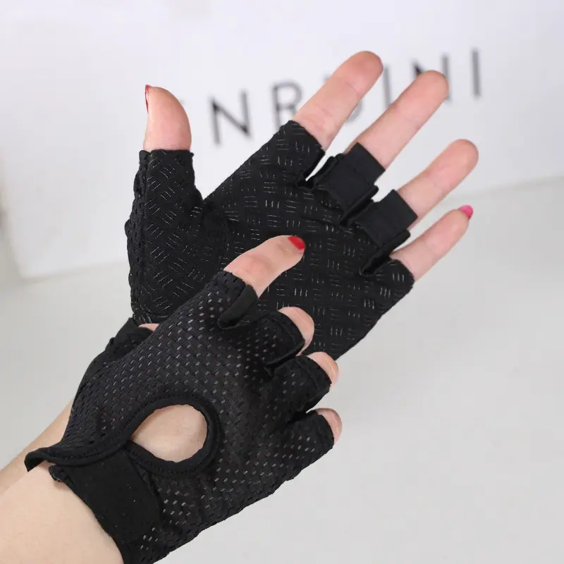 HOXEZU Breathable Non-Slip Gym Fitness Gloves for Men And Women, Anti-Callus Wear-Resistant Half Finger Workout Gloves for Weight Lifting, Dumbbell, Cycling, Bike, Pilates And Training, Full Size Range Professional Grip Gloves