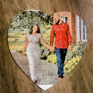 Customized Heart Puzzle - Heart-Shaped Design Featuring Two Individuals in a Romantic Outing