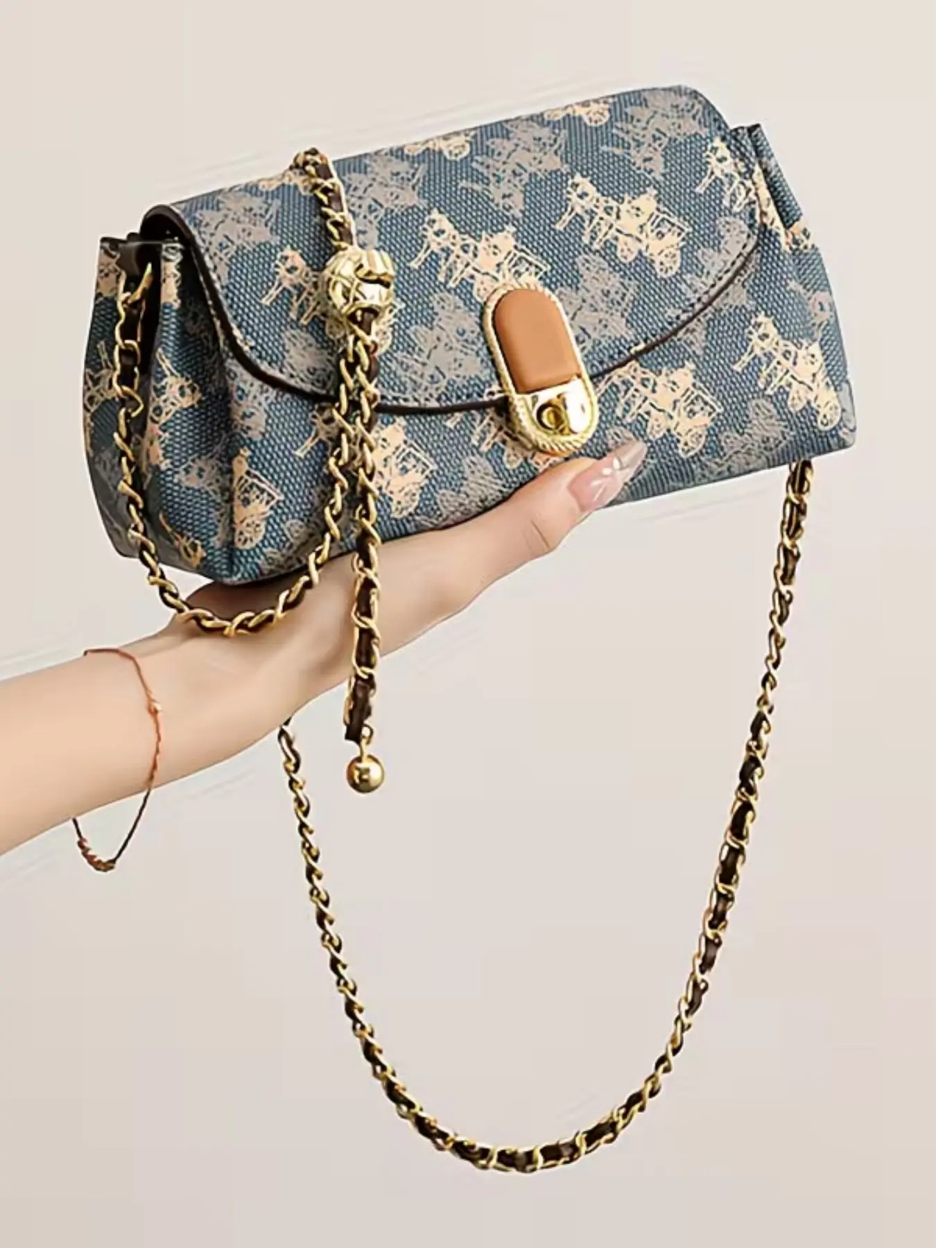 Women's Crossbody Bag, Stylish Crossbody, Fashion Chain Small Square Bag, High-End Versatile Shoulder Bag, Adjustable Strap, Daily Commute Use, Fashionable Bag, Cross Body Bags