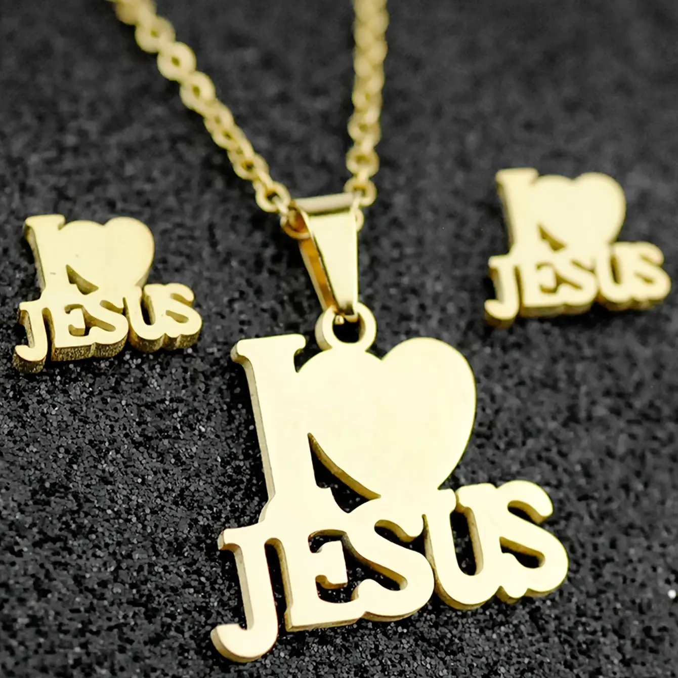 3PCS Classic Jewelry Set Vintage Stainless Steel "I Love Jesus" Heart Pendant Necklace Unisex Golden Exquisite Heart Ear Stud Minimalist Earrings Valentine's Day Gift Party Birthday Wedding Engagement Anniversary Jewelry