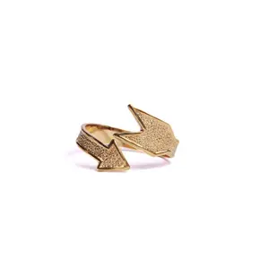 ARROW RING