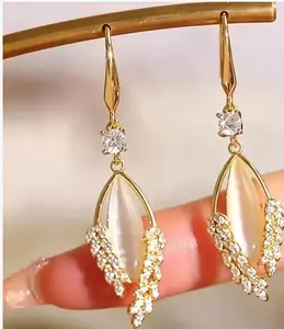 18K Gold-Plated Cat Eye Wheat Leaf Dangle Earrings for Women, Zircon Drop Earrings, Elegant Lightweight Statement Jewelry Gift men's trendy unique design luxury fashion Mega Stud Set sensitive ear chic thick small party wedding festival tarnish-free hypoa