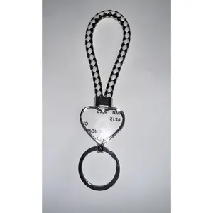 Blank Heart Sublimation Metal Photo Keychain with Metal Base and PU Strap, Customized Gifts, Personalized Gift, Black and White Fashion Accessory