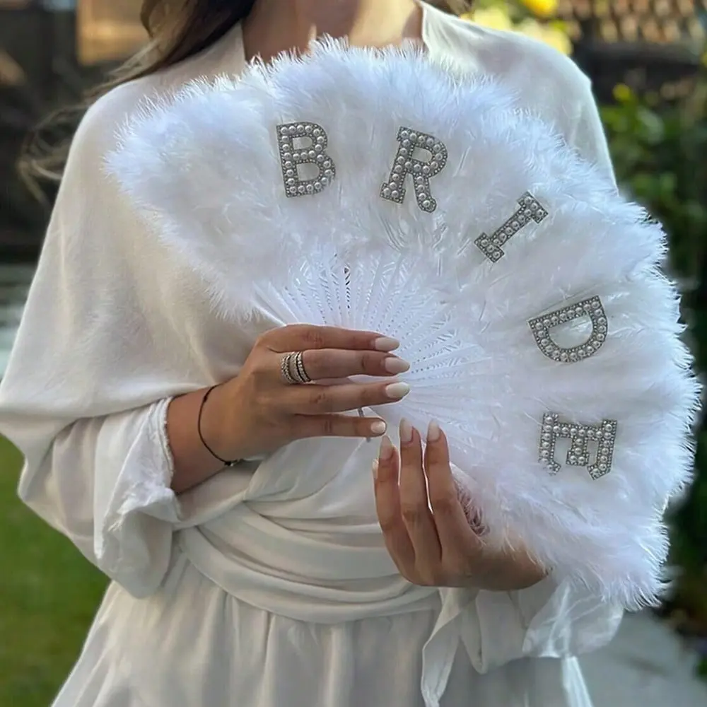 1Pc Faux Pearl & Feather Fan, Hand Fan for Bride and Bridesmaid, Perfect for Wedding, Bridal Shower, Bachelorette Party, Gala, Birthday and Graduation Decor, Ideal Party Favor, Home Decor Gift, Party Accessories