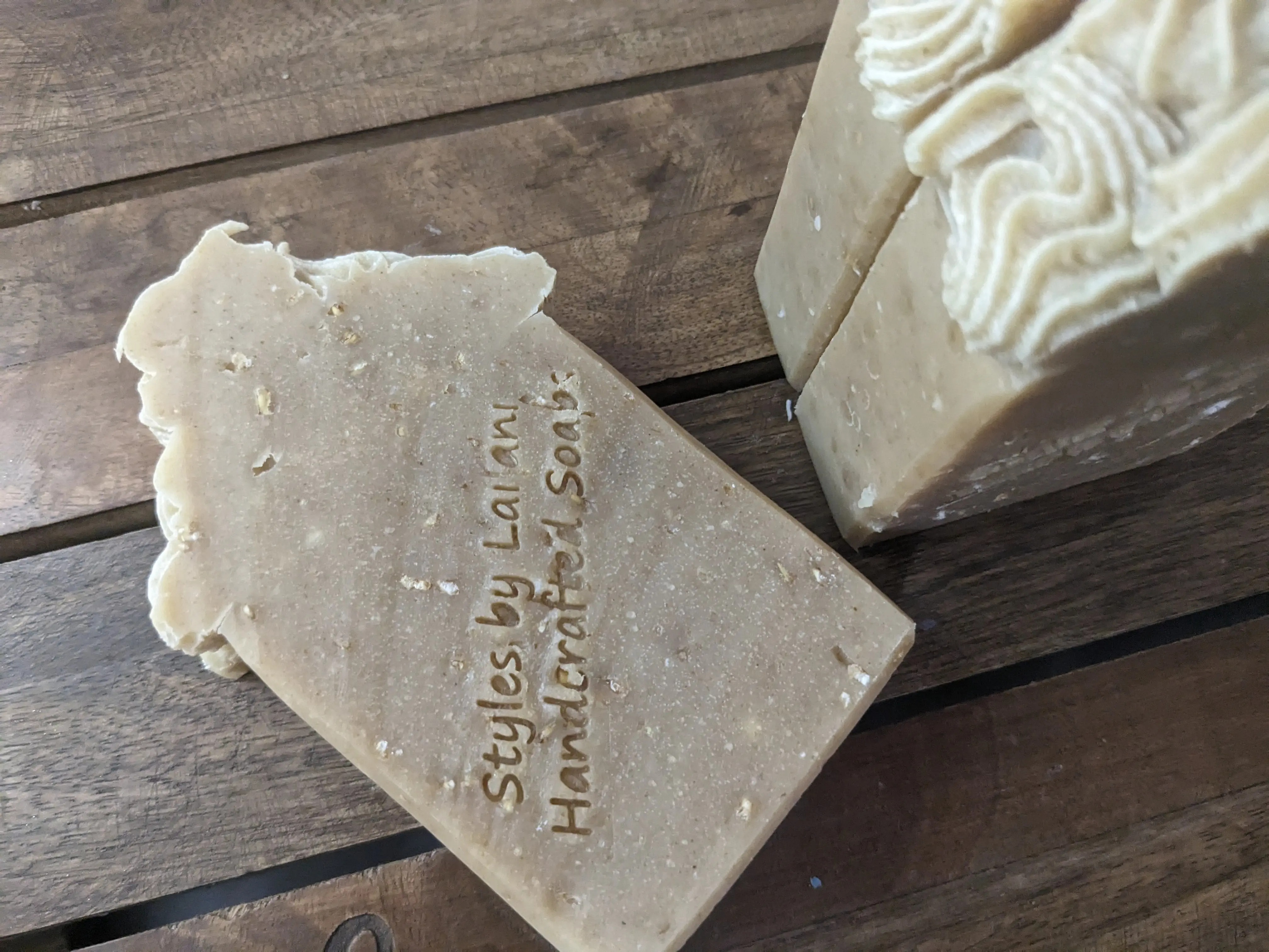 Oatmeal Milk & Honey Exfoliating Soap