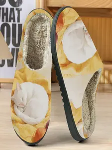 Cozy Cat Theme Cotton Slippers, Warm Blanket Base, Sleeping Cat Design, Soft Plush Lining, Casual Home Wear