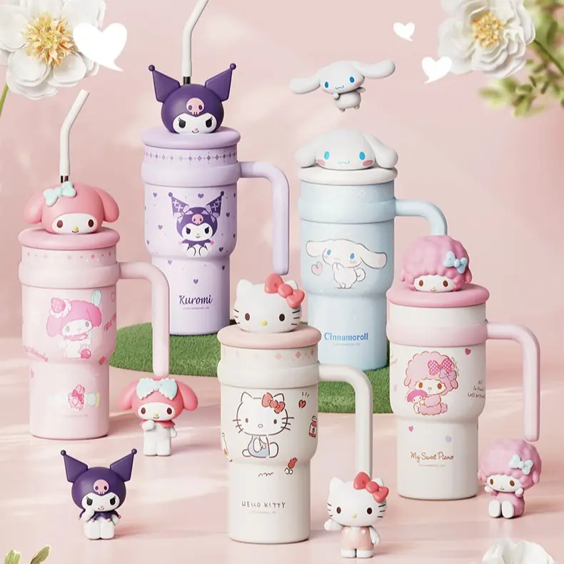 MINISO Sanrio Insulated Vacuum Flask Water Bottle, 700ml (500-1,000 ml Range), Cold & Hot Retention, Portable Kitchen Drinkware, Ideal for Home & Office, Newyear Gift for Kids