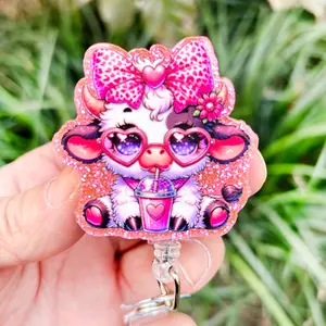 1pc Cute Highland Cow Acrylic ID Holder Nurse Badge Reel with Stretchable Lanyard - Name Tag Holder for Nurses, Students & Staff - Perfect Gift for Nurses, Nurse Gift|Playful Design|Durable Acrylic, Nurse Gifts