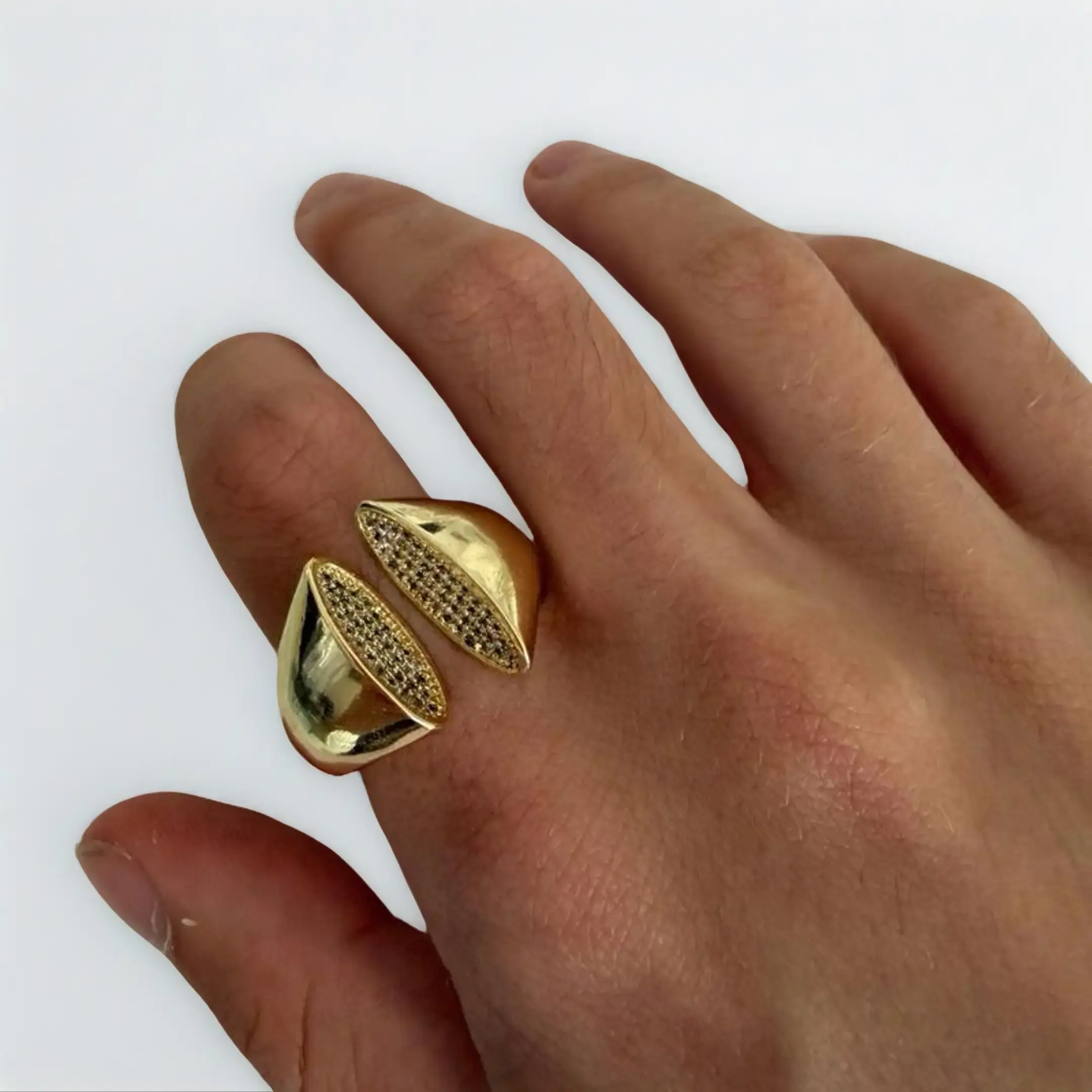 Amtiari Chunky Adjustable Ring – Water Resistant, Daily Use, High-Quality 14K Gold Plated