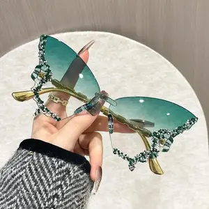 Stylish Butterfly Shape Glasses With Gradient PC Lenses And Rhinestone Decor For Men Women Ideal For Summer Parties And Festive Events