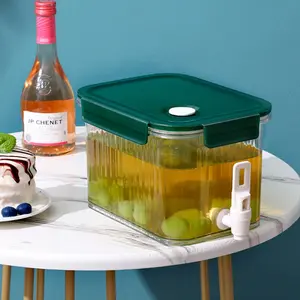 Large-capacity refrigerator beverage dispenser, durable, with an easy-to-tilt spout, suitable for iced lemonade pitchers, fruit tea pitchers, and iced tea pitchers, Storage, Home