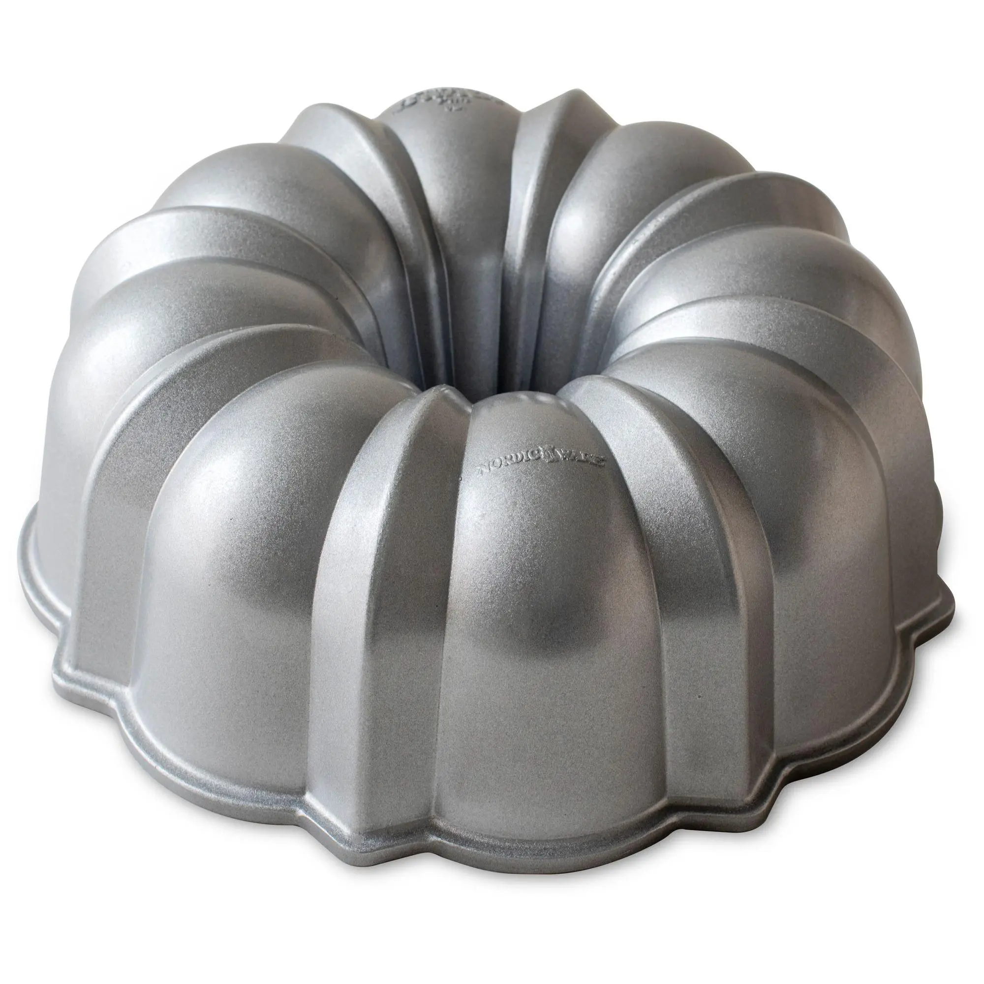 Nordic Ware Sparkling Silver Original Bundt Pan