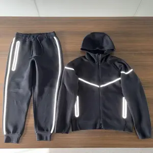 Men’s 25‑Year‑Old Spring/Autumn Sports Casual Zip‑Up Hoodie Set with Long Pants, Air Layer Cotton, and Reflective Tape