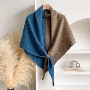 2025 Women's Spring & Autumn Fashion Elegant Solid Color Triangle Scarf Multifunctional Retro Outdoor Leisure Shawl Cape for Casual & Semi-Formal Occasions