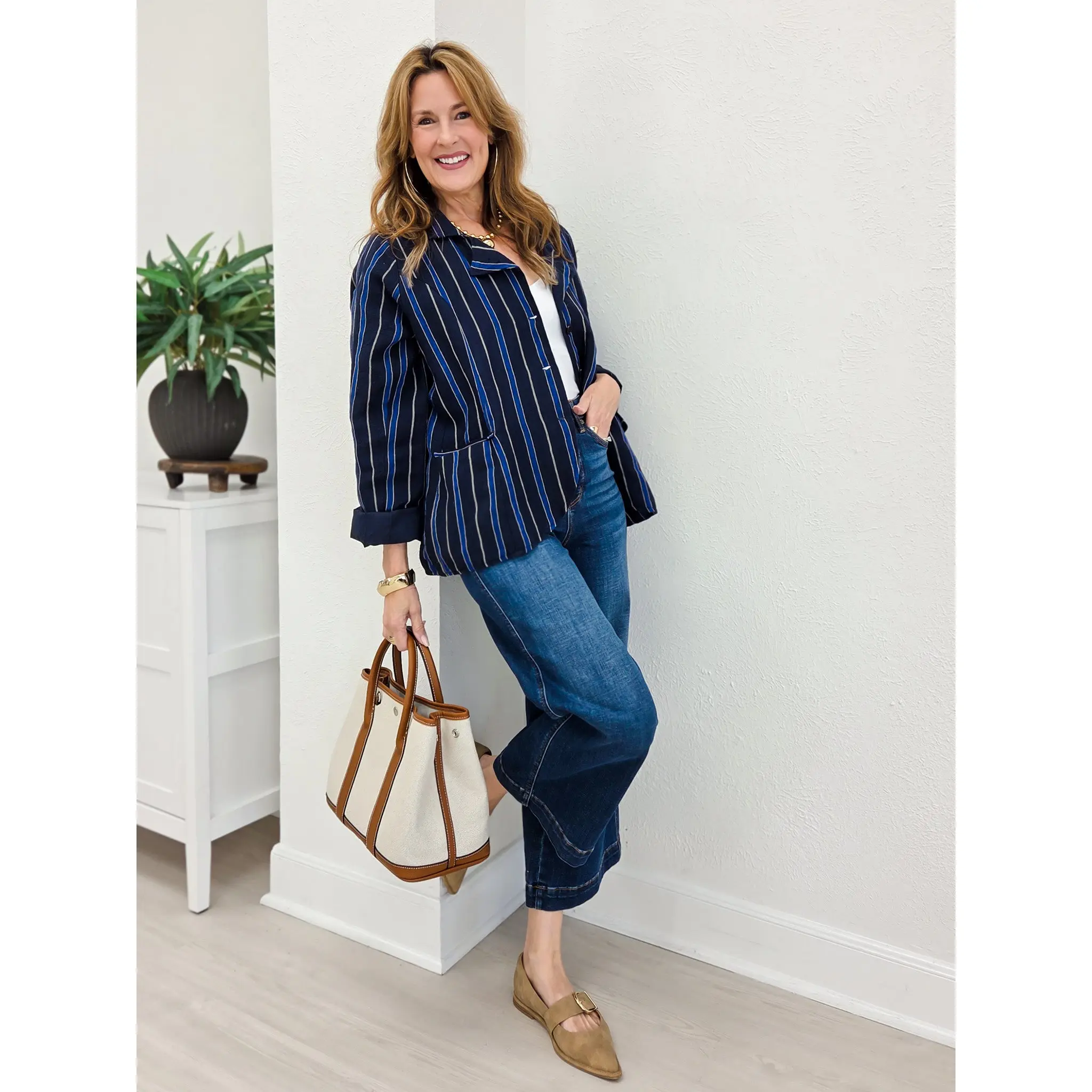 Lined Notched Lapel Tailored-Relaxed Woven Blazer