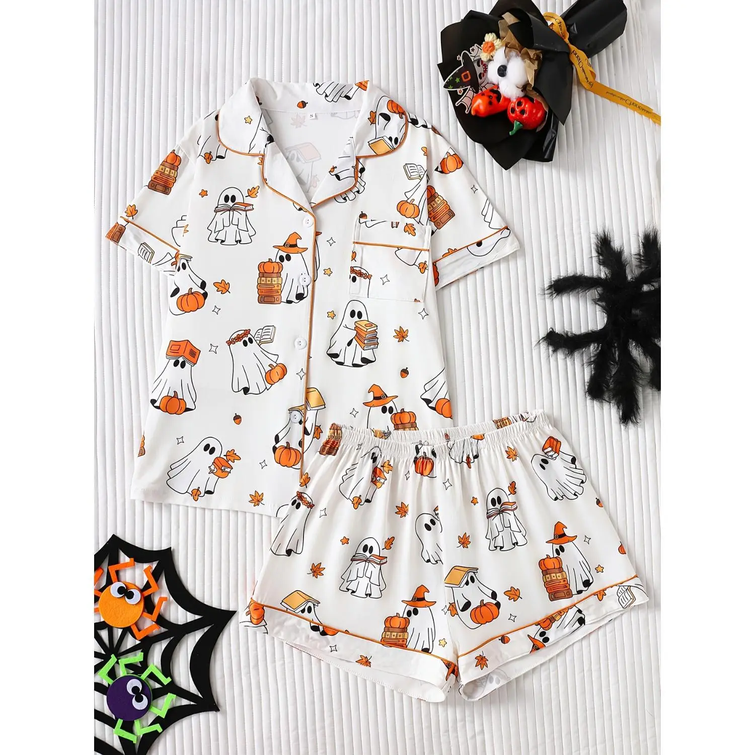 2-Piece Halloween Pumpkin Book Print Women's Pajama Set, Crafted from Premium Skin-Friendly Fabric, Includes a Loose-Fit Button-Up Short-Sleeve Top and Shorts, Perfect for Playful and Quirky Lounging