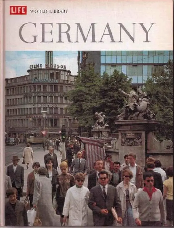 USED Book - Life World Library Germany by Terence Prittie (Hardcover) - english