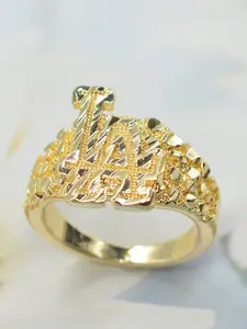 Unisex Copper Alloy Letter Ring, Geometric Texture Design, Ideal Gift for All Occasions, Street Style Fashionable Jewelry Accessory, Unique Rings