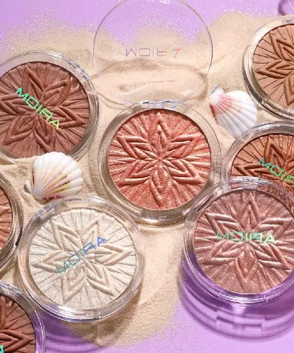 Moira - Sun Glow Face & Body Highlighter - Makeup Highlighter