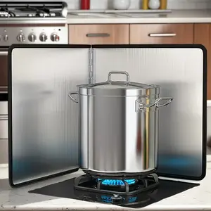 Foldable Stove Splash Guard, Kitchen Gadget, Stainless Steel Kitchen Fume Cover Heat Resistant Glass Oil Screen Suitable For Gas Stove & Camping Space Saving Cooking Protector Outdoor Picnic Anti Splash Cooking Tool