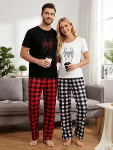 [MEN/WOMEN] Couple-style Valentine's Day casual pajama set, comfortable, spider print short-sleeved top and plaid pants, all-season men's or women's home wear single set Clothes