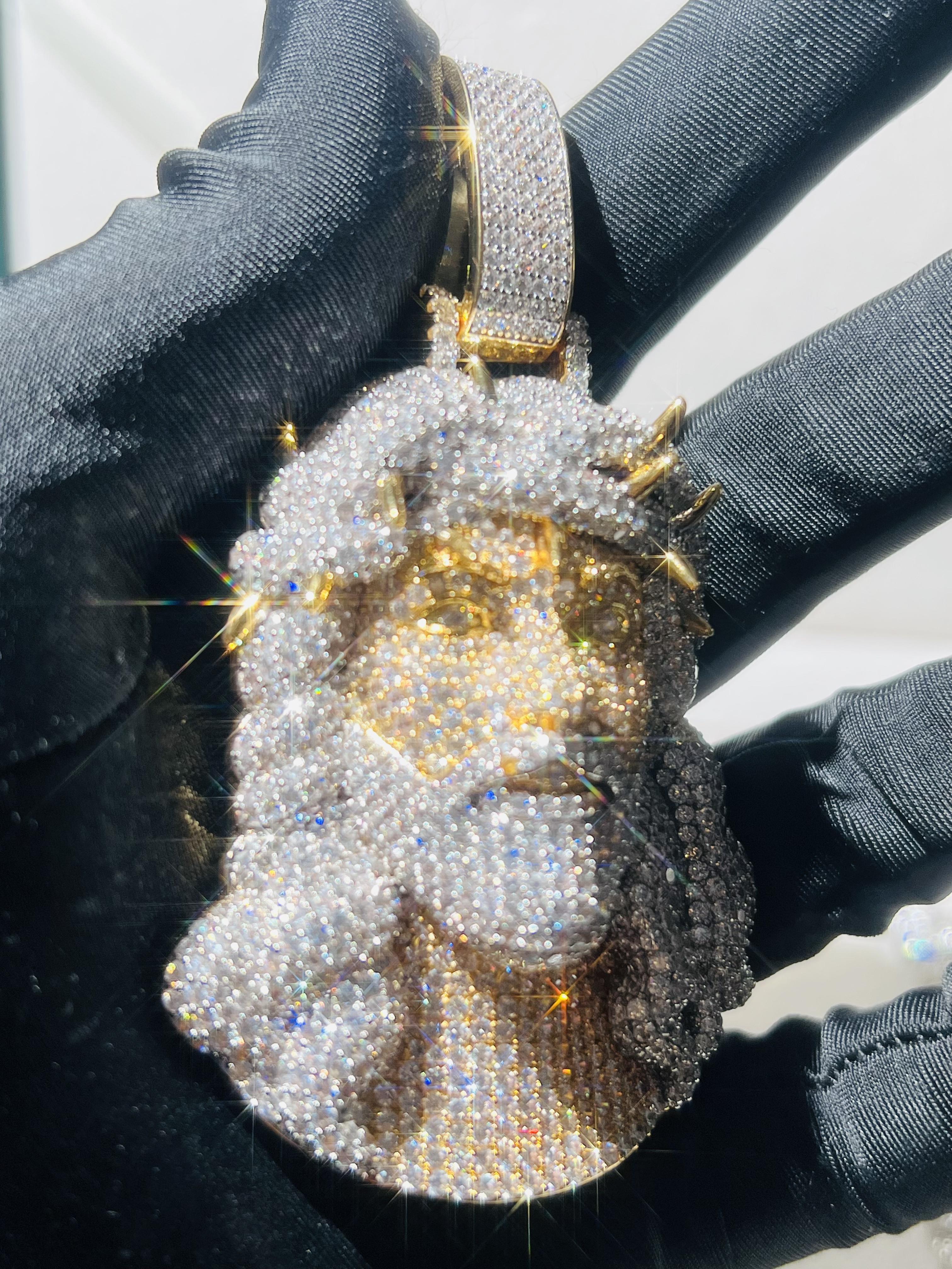 Custom pendant chilled hip-hop Jesus accessory mixed color high-grade glory hip-hop hoarfrost pendant fashionable men's VVS diamond Jesus pendant, gift for friends and family, anniversary gift, birthday giftFree Shipping+7-15 Day Delivery