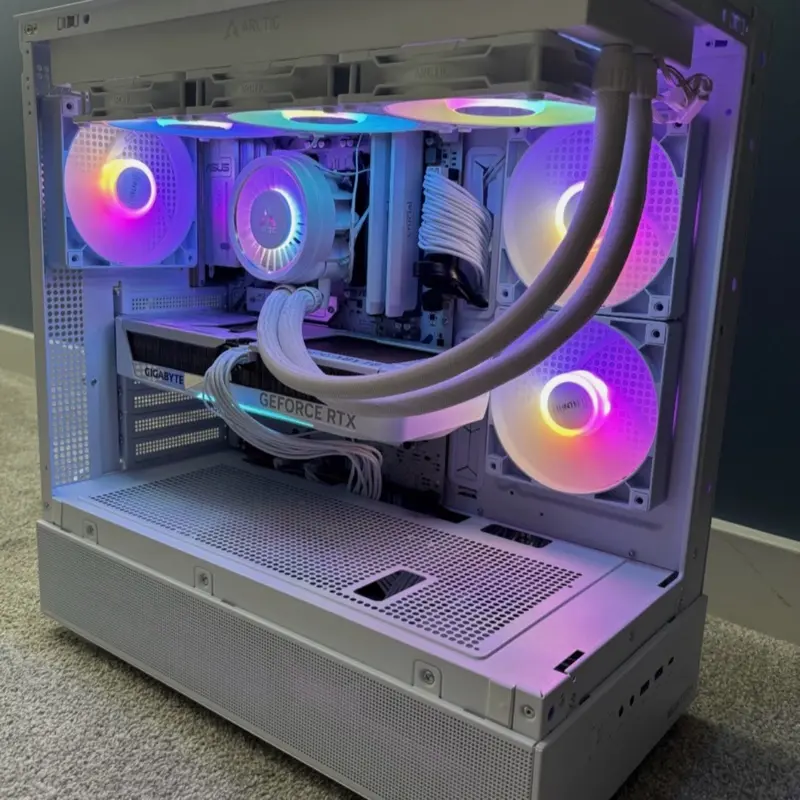 White Gaming PC (GTX 1660 TI 6GB + AMD Ryzen 5 3600 + 16GB DDR4 + HDD + SSD)