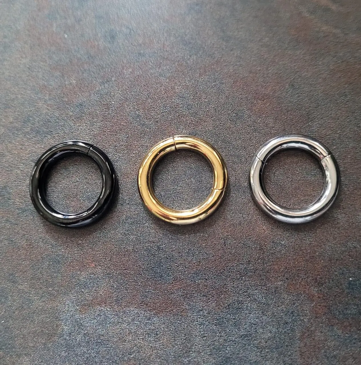 Clicker Segment Ring Hoop Earring Ear Black Gold Silver Steel 316L Surgical Steel 2g 4g 6g 8g 10g 12g 14g Piercing Kit Septum Nose Ear Unisex