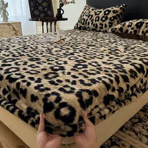 Luxury Faux Rabbit Fur Leopard, Tiger & Butterfly Print Fitted Sheet 3-Piece Set – Soft, Warm Solid Color Bedding, Premium Set (Includes 1 Fitted Sheet + 1/2 Pillowcases), All-Season Use, Perfect for Bedroom, Dorm, Sofa Décor & Christmas Gift