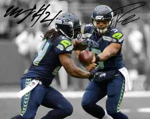 Russell Wilson Marshawn Lynch Seattle Seahawks Signed Photo Autograph Print Poster Wall Art Home Decor