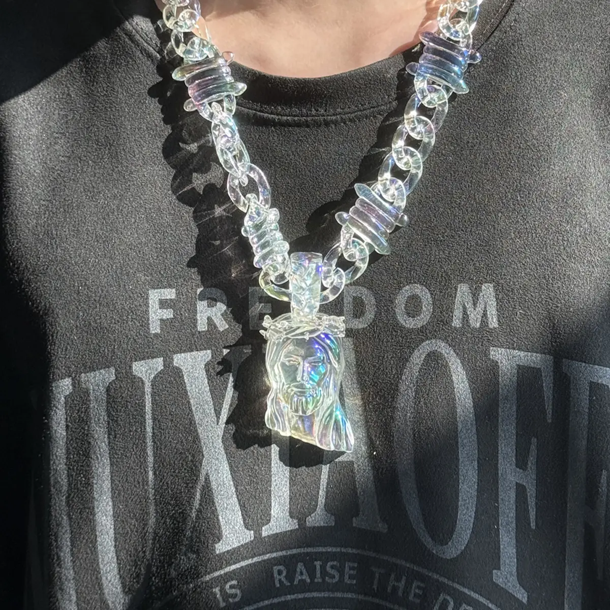 Jesus Cross Pendant Necklace - Unisex Jewelry Accessory with Color-Plated Acrylic Chain, Chunky Transparent Casual Hip-Hop Christian Gift
