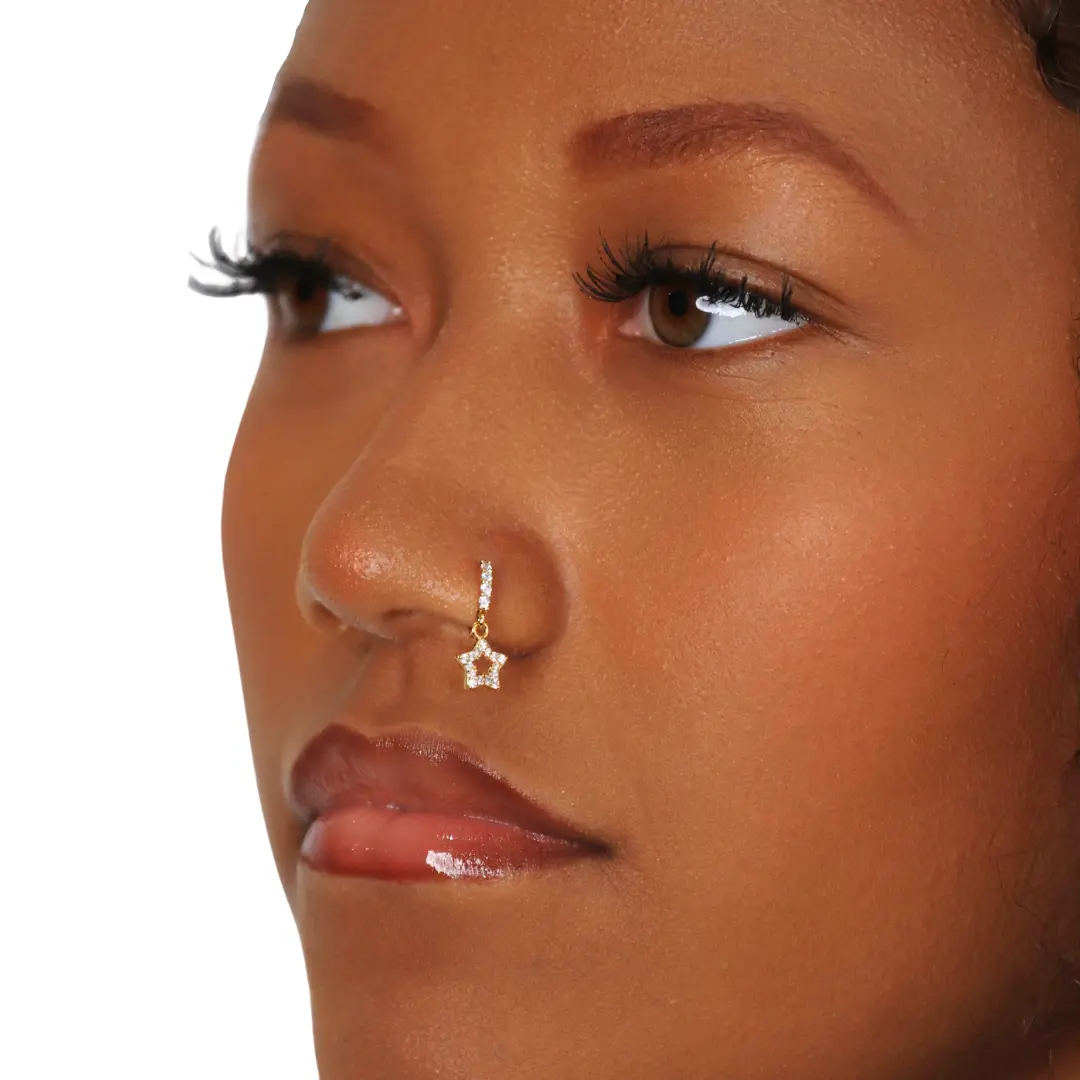 STATMENT GOLD | Dangling Star Nose Hoop