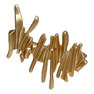 Irregular Metal Brooches Simple Design Niche Fashion Retro Brooch for Female